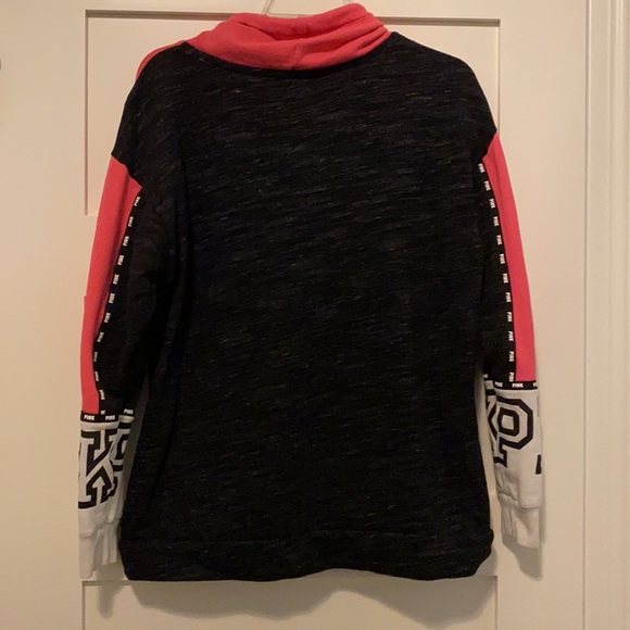 Pink sweatshirt - Picture 2 of 4